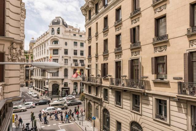 M&F Apartaments Gran Via Madrid Exterior foto